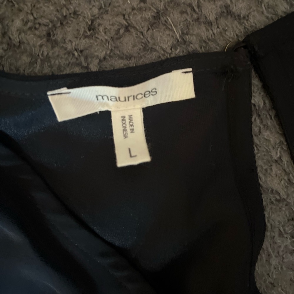 Maurice’s black small dress size LG never worn